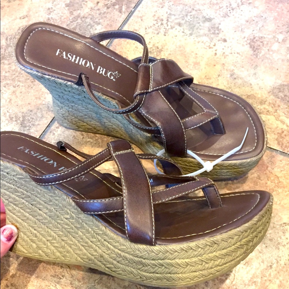 Vintage platform 90’s Y2k wedge 9 brown sandal